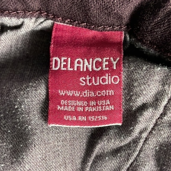 DELANCEY Studio Wine Colored Stretchy Skinny Jeans - Picture 6 of 10